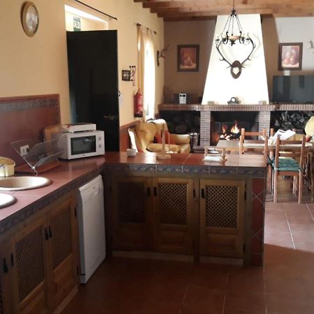 Casa Rural La Dehesilla Cazalla de la Sierra Luaran gambar