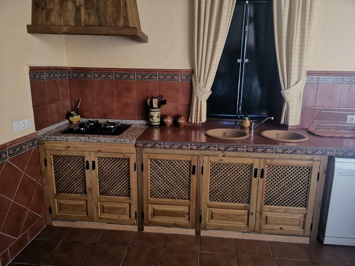 Casa Rural La Dehesilla Cazalla de la Sierra Luaran gambar