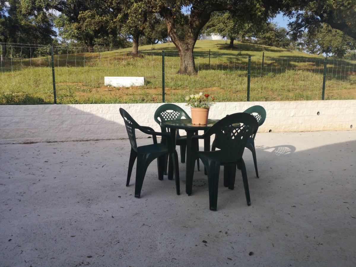 Casa Rural La Dehesilla Cazalla de la Sierra Luaran gambar